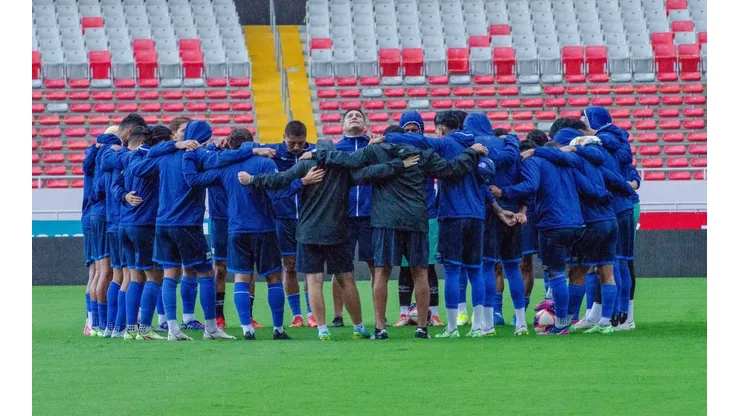 El Salvador va por la victoria en Costa Rica