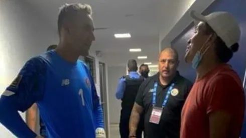 Rambo León asegura que le hubiera anotado el tiro libre a Keylor