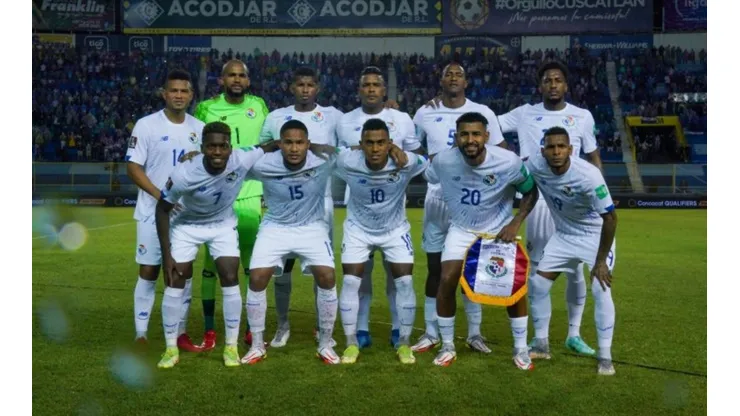 Alineación de Panamá ante El Salvador