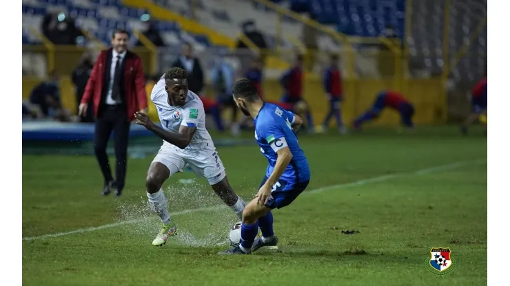 Panamá cae ante El Salvador en el Estadio Cuscatlán.