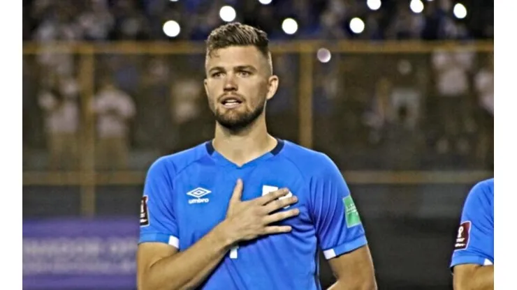 Eriq Zavaleta es baja para El Salvador