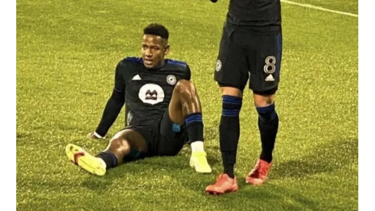 Romell Quioto salió lesionado