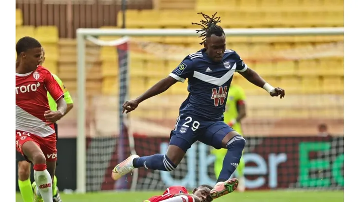 Alberth Elis debutó con el Girondins de Burdeos