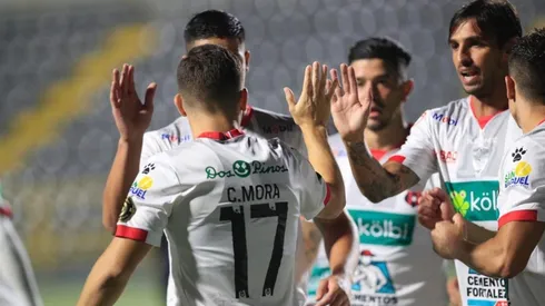 Alajuelense celebrando un gol (Alajuelense Oficial)