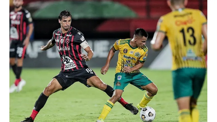 Guastatoya eliminó a Alajuelense