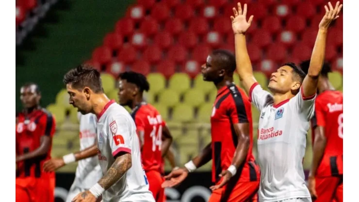 Olimpia venció 6-0 al Inter pero fueron descalificados