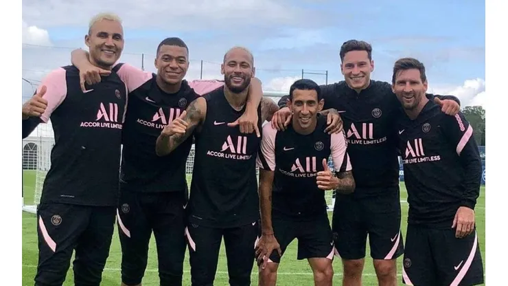 Keylor Navas junto a Neymar, Mbappé, Messi, Di María y Ander Herrera