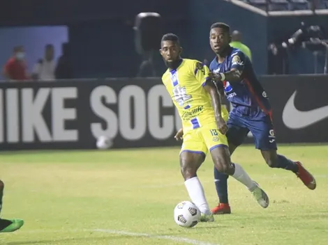 Universitario y Motagua empatan a dos goles