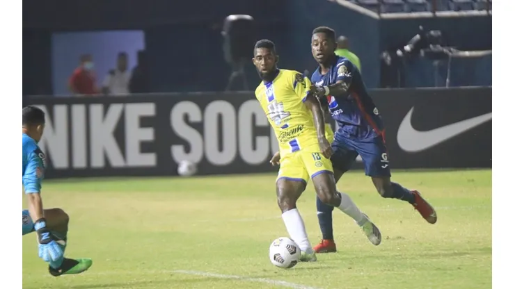 Liga Concacaf: Club Deportivo Universitario y Motagua empatan a dos goles [VIDEO]