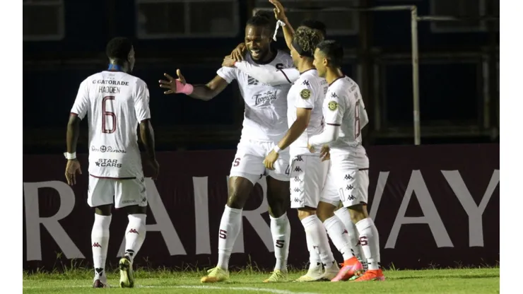 Liga Concacaf: Saprissa vence 2-0 a Santa Lucía Cotzumalguapa [VIDEO]