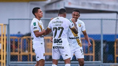 Herediano celebra un gol (CSH Oficial)