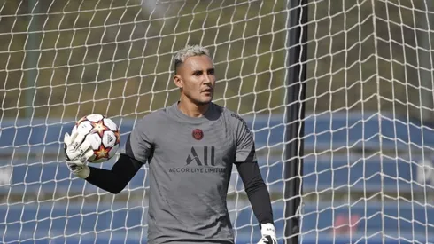 Aficionados ticos explotaron en las redes por suplencia de Keylor Navas