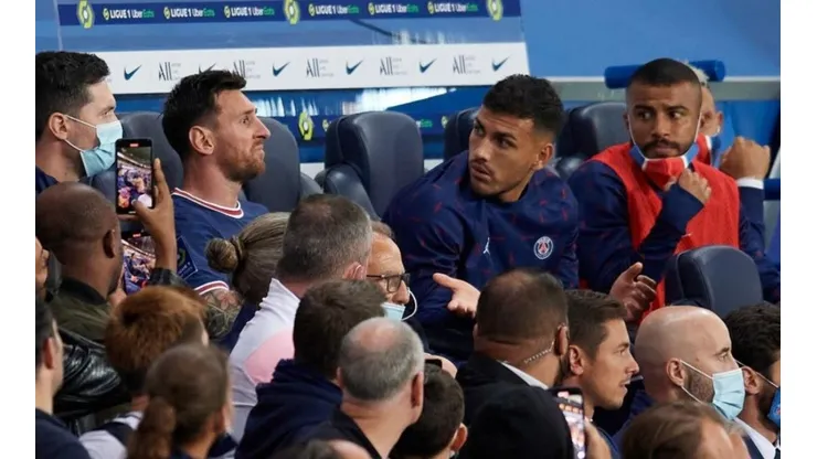 La cara de Lionel Messi en el banquillo lo dice todo