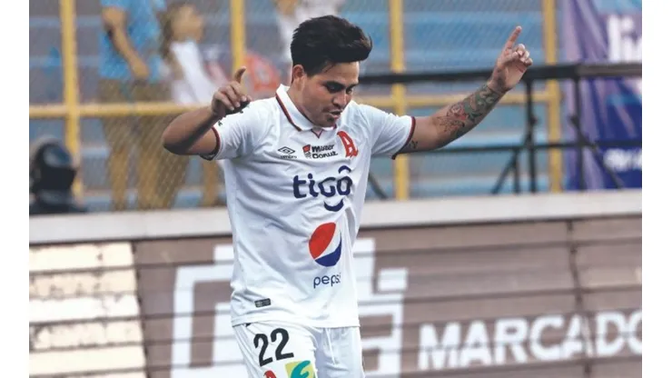 Fito Zelaya: "En mi mente no está la selección"