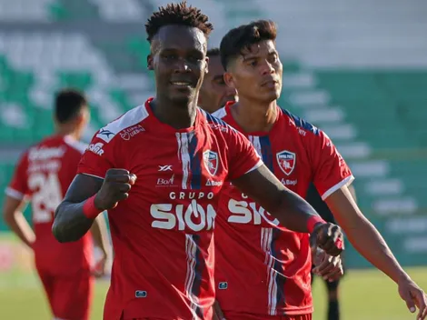 Rubilio Castillo anota doblete con Royal Pari