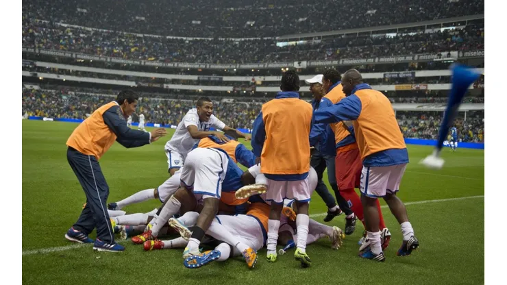 Honduras jugará ante México con el Azteca lleno