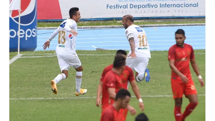 Comunicaciones vence al Municipal de Cardozo en el Clásico