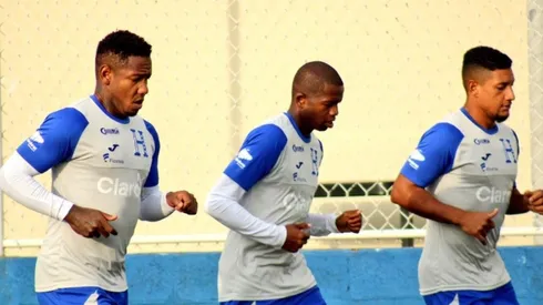 Posible once de Honduras para enfrentar a El Salvador