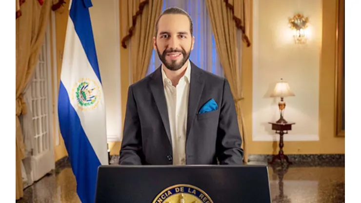 Bukele afirma que El Salvador tuvo en contra al árbitro
