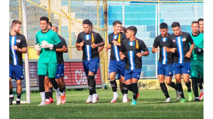 El Salvador presenta una baja de cara al inicio del Octogonal Final