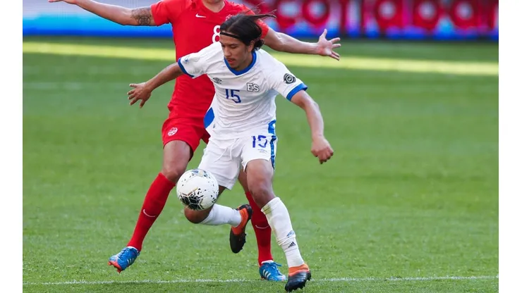 Enrico Dueñas marca su primer gol con FC Eindhoven