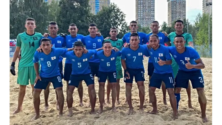¡Mensajes en las redes para La Selecta de Playa!