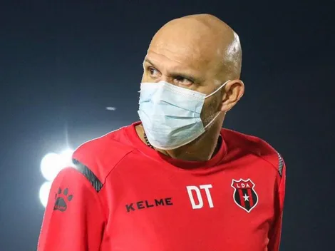 Luis Marín disgustado por la mayoría de jugadores de Alajuelense en la Sele