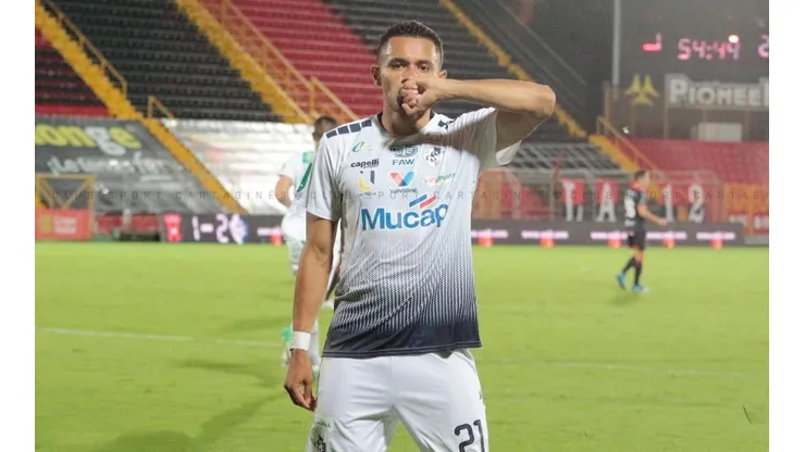 Roger Rojas recordó su mal paso en Colombia: "Decían que me había dopado"