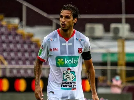 Dos figuras del Saprissa piden respaldar a Bryan Ruiz