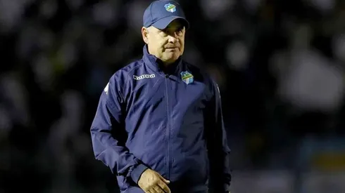 Técnico de los Cremas no está contento con el empate ante 11 Deportivo
