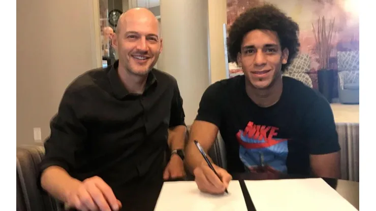 Adalberto Carrasquilla tiene nuevo club