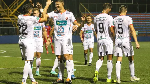 Alajuelense: cuándo, dónde y por qué torneo volverá a jugar