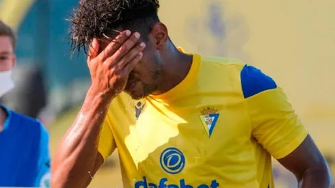 Choco Lozano sufre lesión en amistoso con el Cádiz