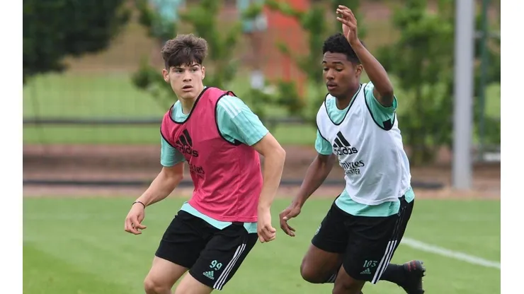 Irlanda podría quedarse con Elián Quesada, el tico del Arsenal