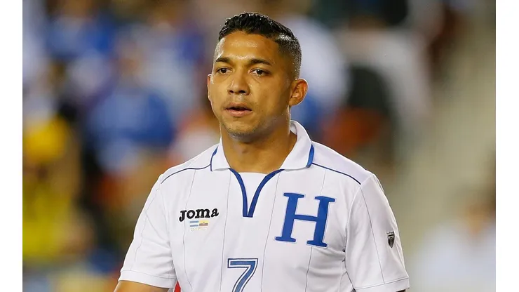 Emilio Izaguirre: "Como hincha uno quiere matar a El Salvador"