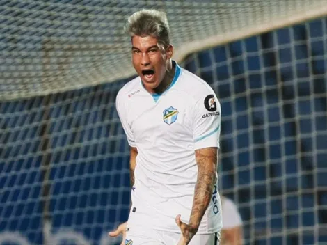 Extranjero decide salir de Comunicaciones