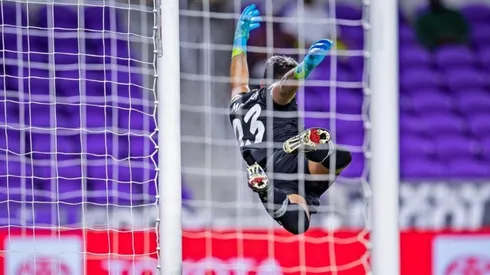 ¿Se extraña a Keylor? Leo Moreira no tuvo un gran desempeño