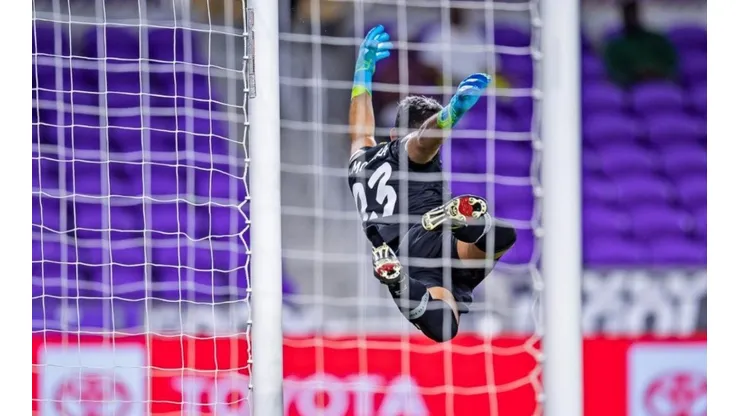 ¿Se extraña a Keylor? Leo Moreira no tuvo un gran desempeño
