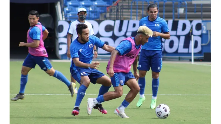 Este es el once oficial de El Salvador