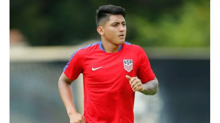 Amando Moreno explicó por qué eligió a El Salvador