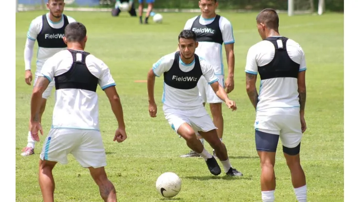 Guatemala con otro caso de Covid-19 antes de enfrentar a El Salvador