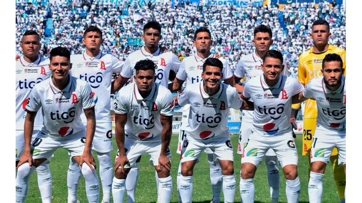 Alianza anunció su primer fichaje extranjero