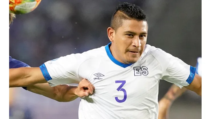 Roberto Domínguez vuelve a jugar en El Salvador