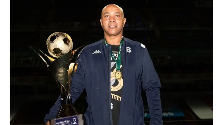 Saprissa confirma a su entrenador para el Apertura 2021