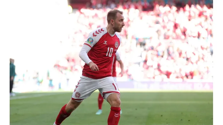 Christian Eriksen se desvanece durante partido entre Dinamarca y Finlandia