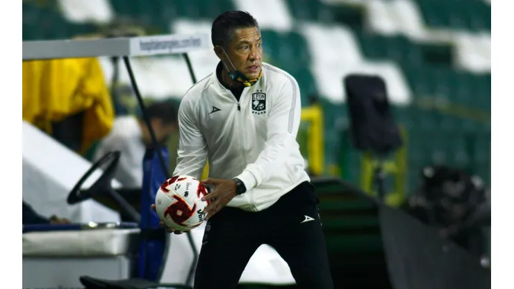 Costa Rica: el entrenador mexicano que podría sustituir a Ronald González