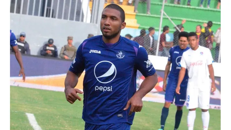 Reinieri Mayorquín es baja en Motagua