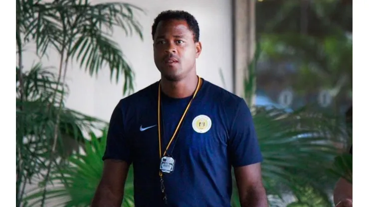 La carta de Kluivert a sus jugadores antes del partido con Guatemala