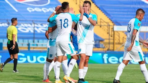 Guatemala golea 5-0 a San Vicente y las Granadinas al medio tiempo