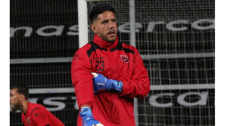 Leo Moreira a un paso de sellar su continuidad en Alajuelense